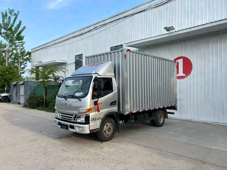 江淮新骏铃 正面外观二