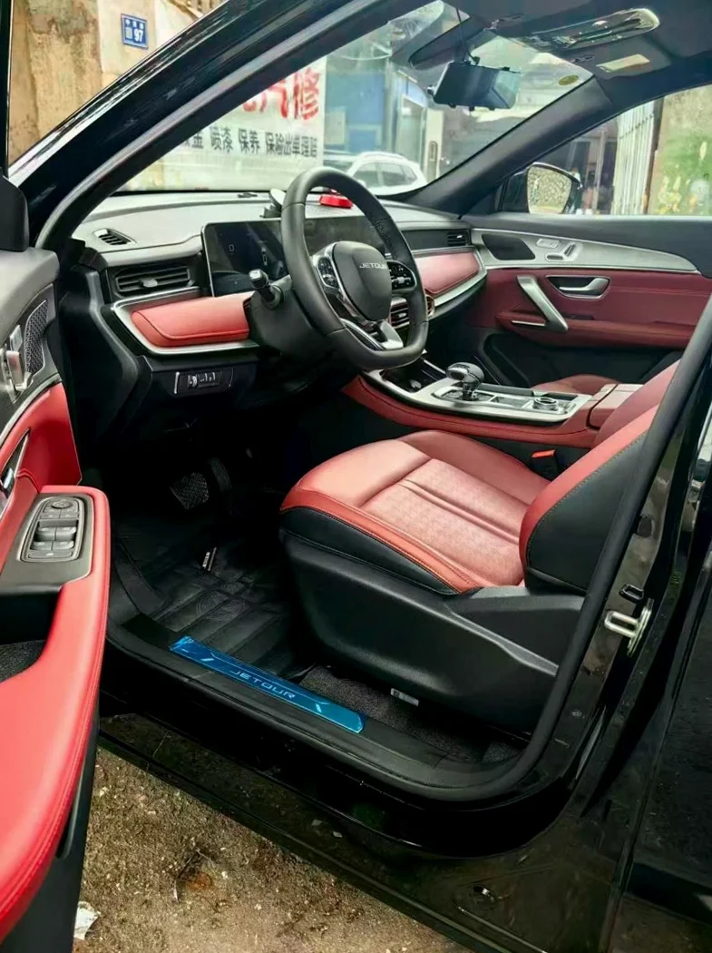 奇瑞捷途 后面外观一