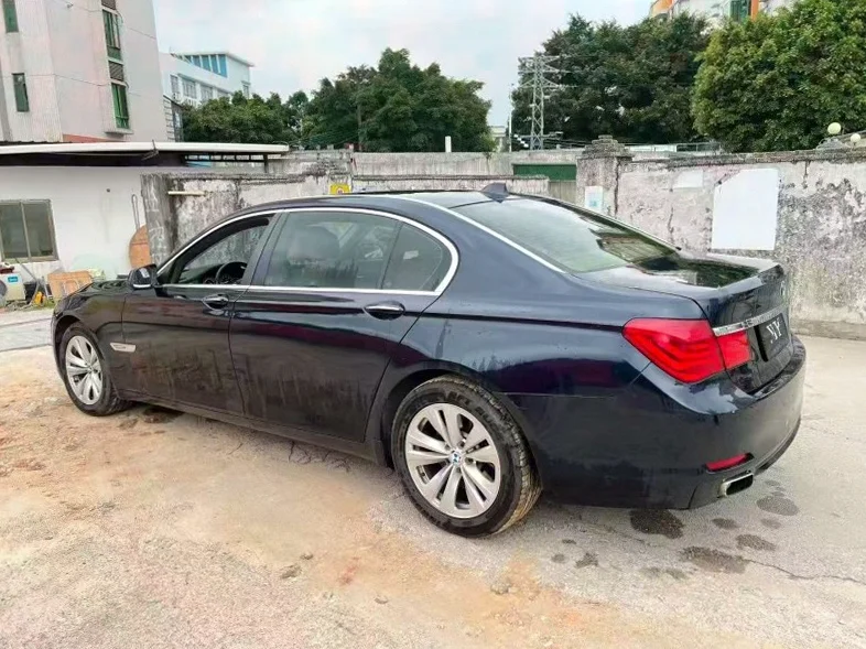 宝马7系 内饰后排