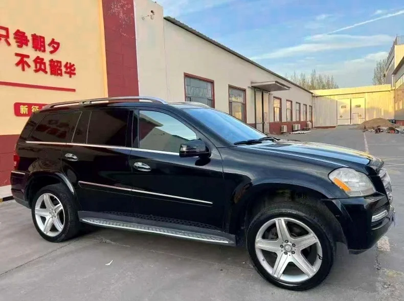 奔驰GL 正面外观三