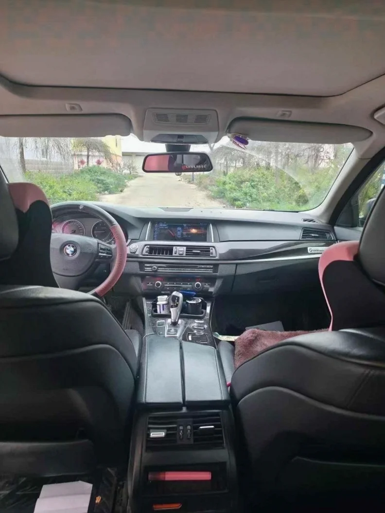 宝马5系 后面外观二