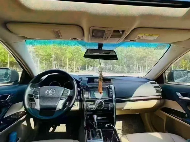 丰田锐志 后面外观二