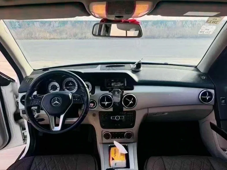 奔驰GLK 后面外观三