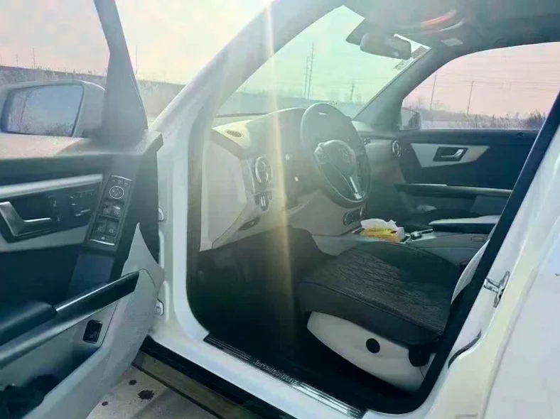 奔驰GLK 后面外观一