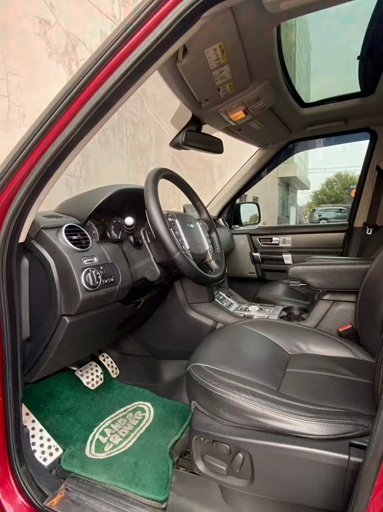 路虎发现 正面外观三