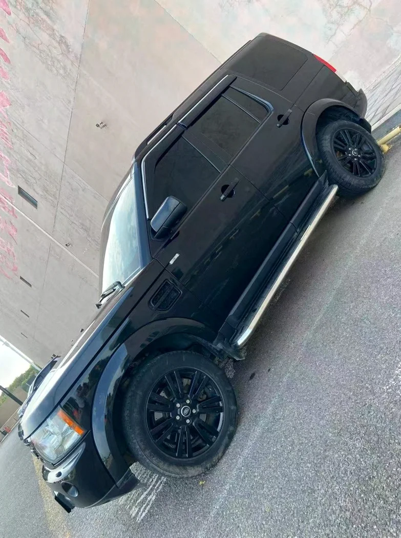 路虎发现 后面外观三