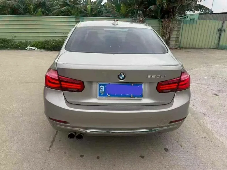 宝马5系 驾驶室