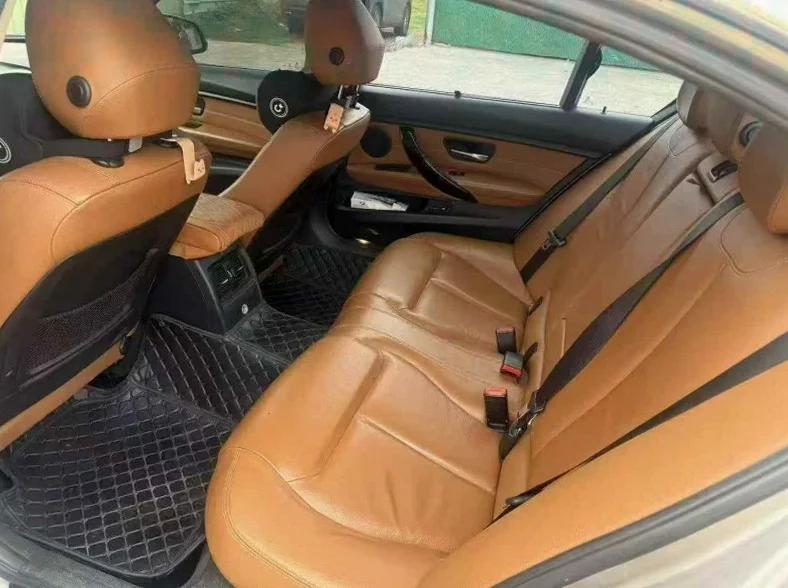 宝马5系 后面外观一