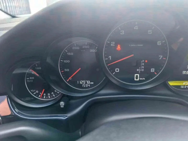 保时捷帕拉梅拉 后面外观二