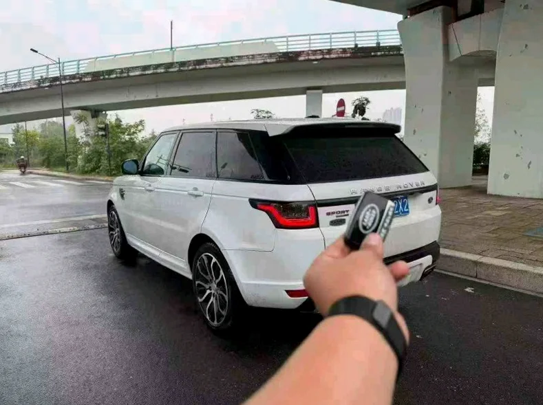 路虎揽胜运动 内饰后排