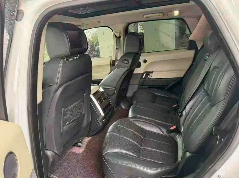 路虎揽胜运动 后面外观三