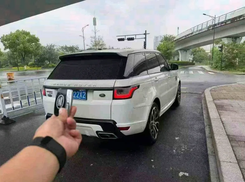 路虎揽胜运动 内饰前排