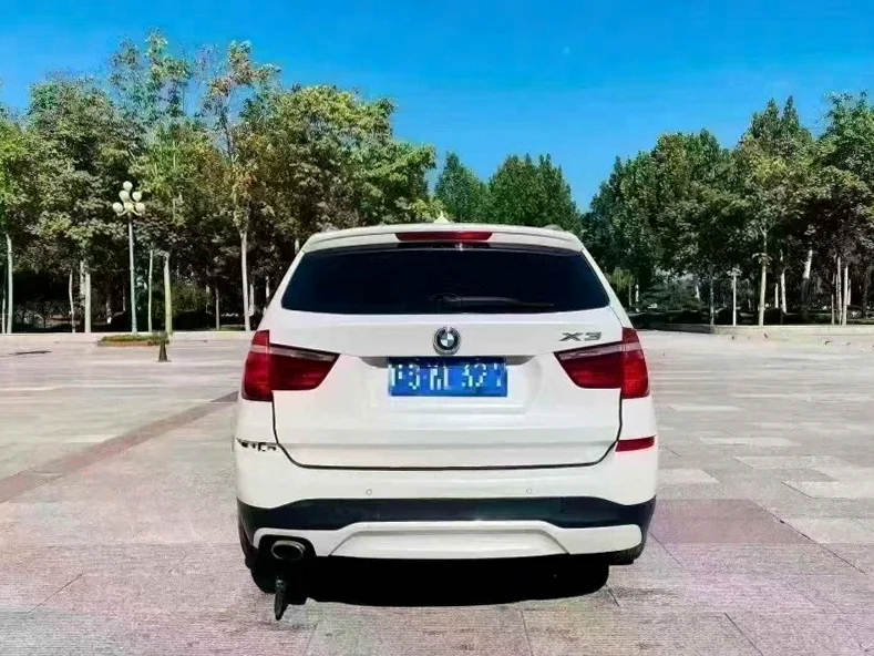 宝马X3 内饰前排