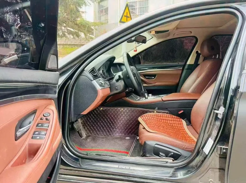 宝马5系 后面外观三