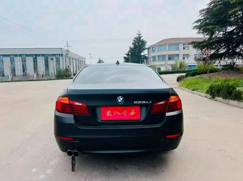 宝马5系 驾驶室