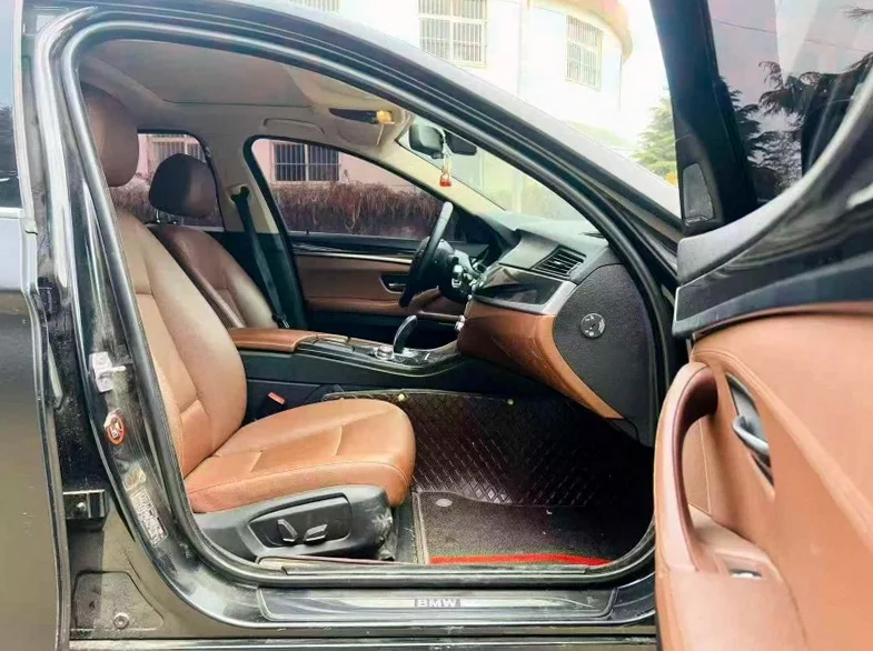 宝马5系 后面外观二