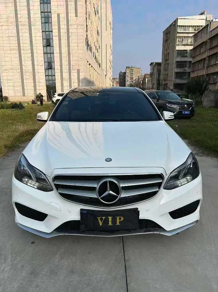 16年奔驰E200L运动大标高配