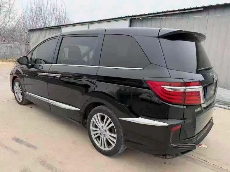 本田艾力绅 内饰后排