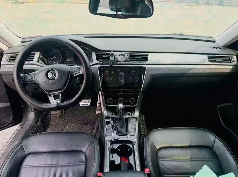 大众帕萨特 后面外观三