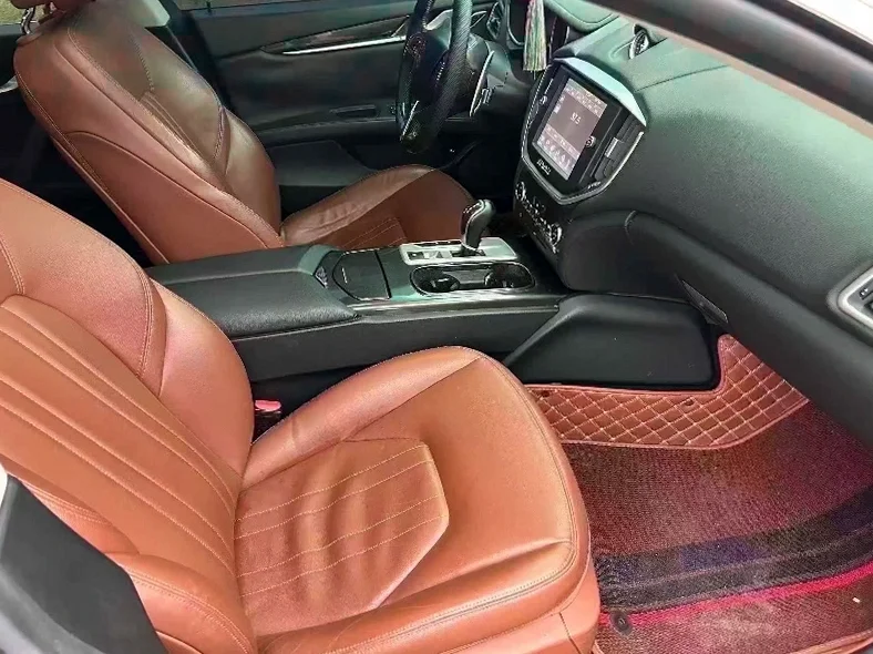 玛莎拉蒂Ghibli 后面外观三