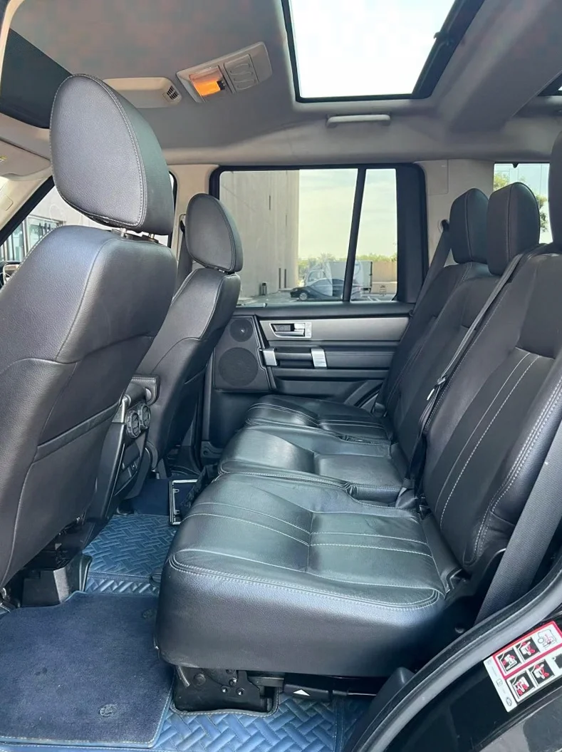 路虎发现 后面外观三