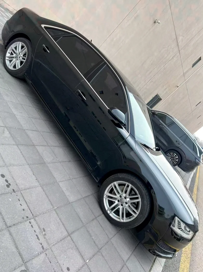 奥迪A8L 正面外观二