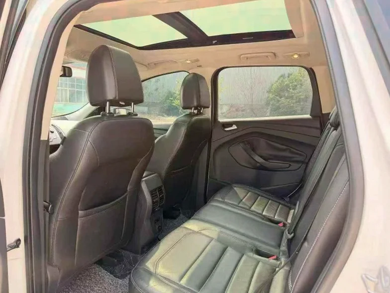 福特翼虎 后面外观三