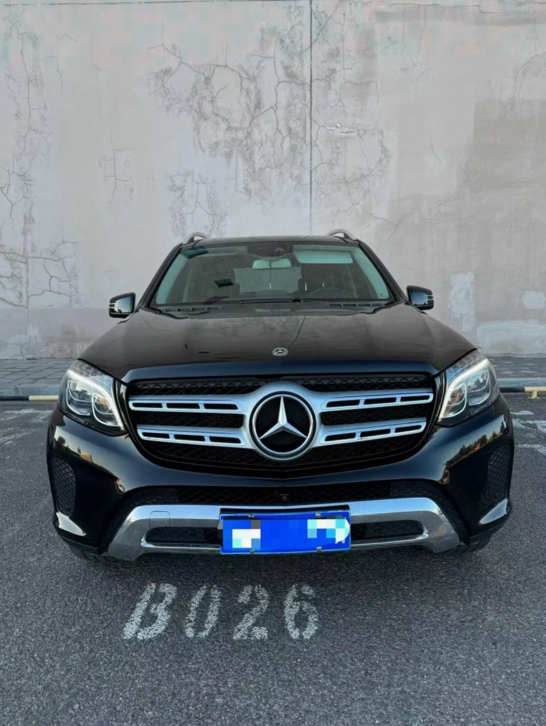 17年奔驰GLS400 四驱动感型