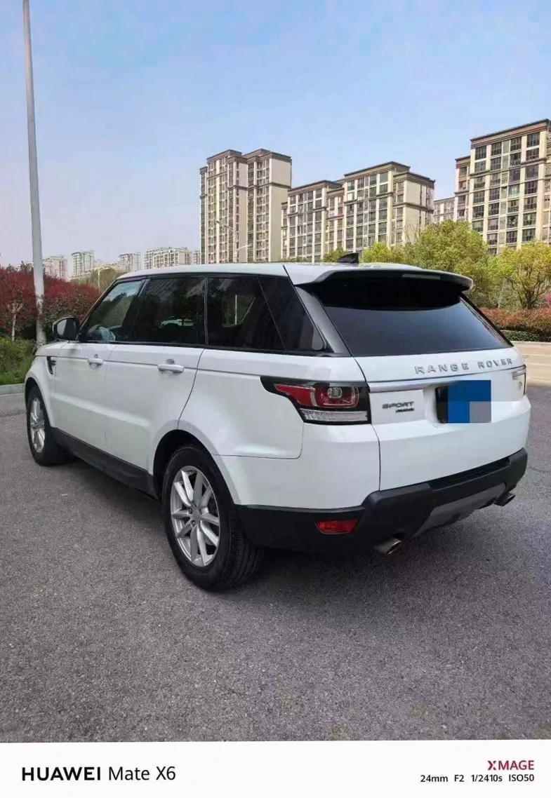 路虎揽胜运动 内饰后排