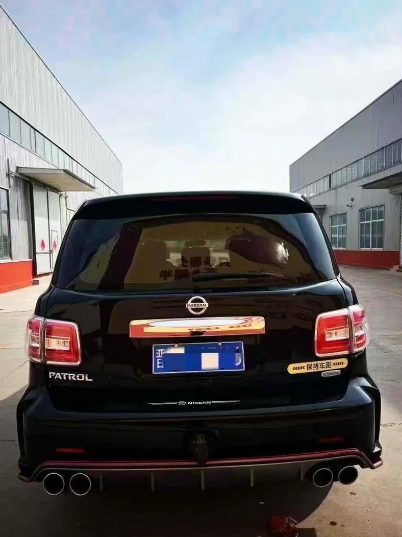 日产途乐 驾驶室