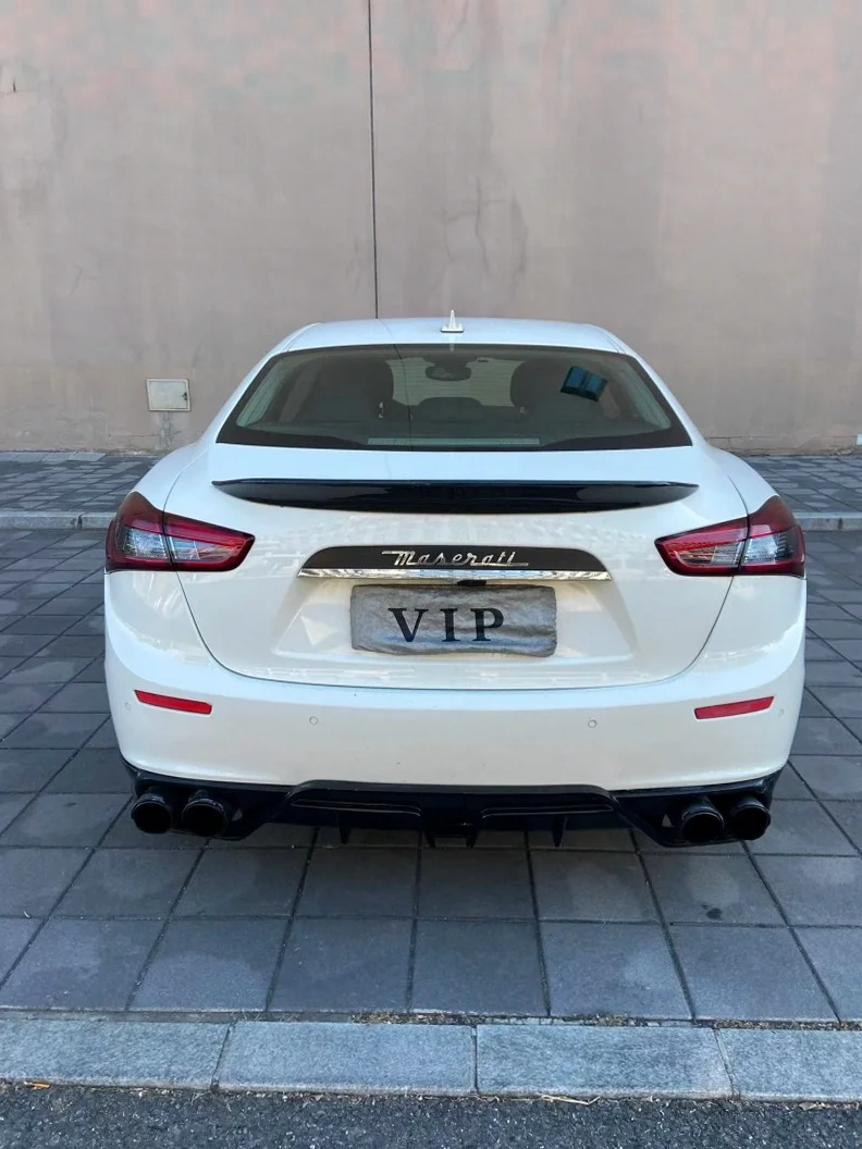 玛莎拉蒂Ghibli 内饰前排