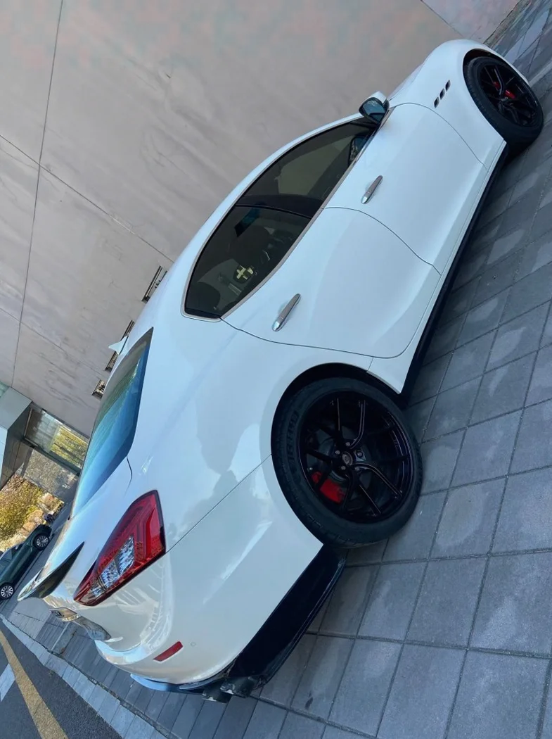 玛莎拉蒂Ghibli 后面外观二