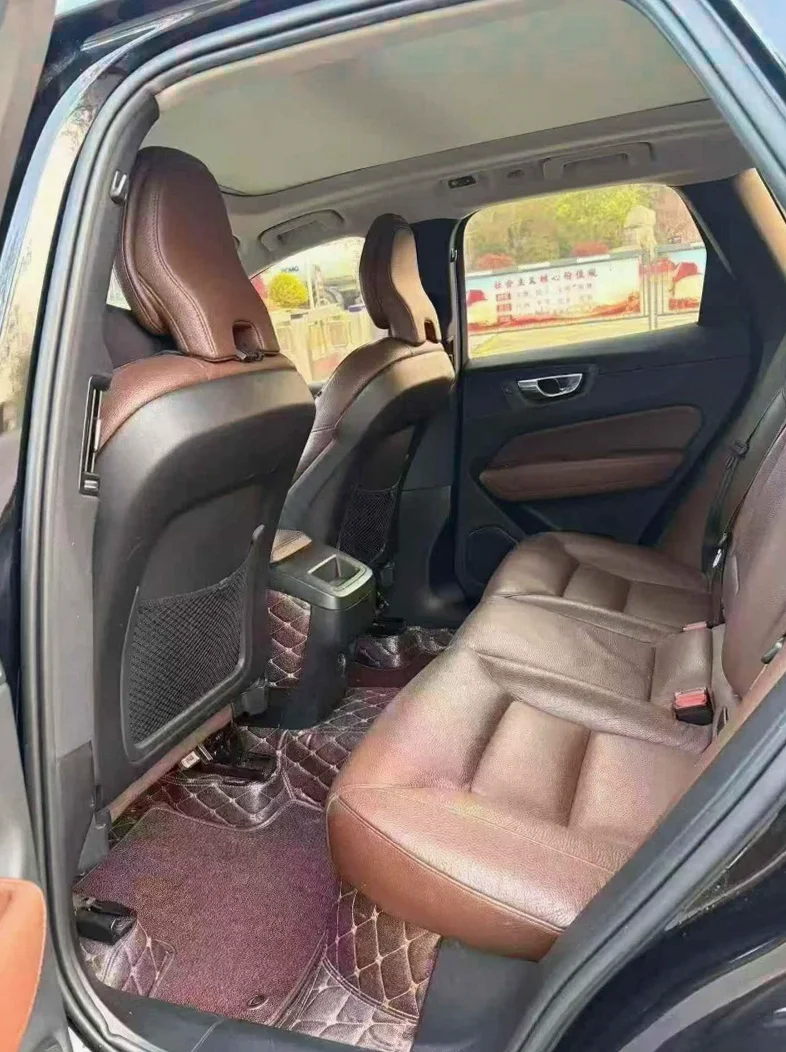 沃尔沃XC60 后面外观三