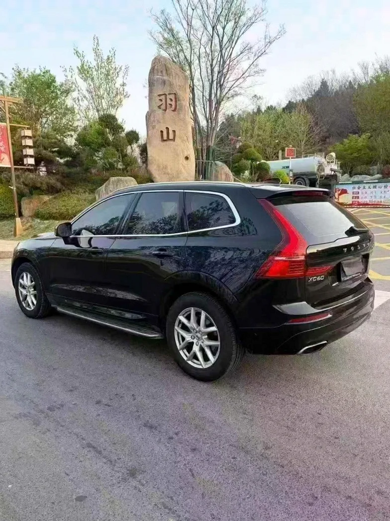 沃尔沃XC60 内饰前排