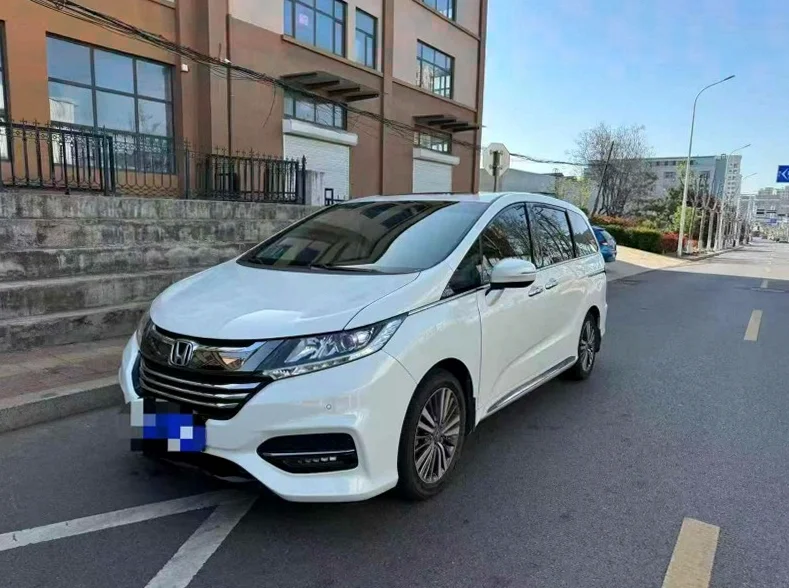 本田奥德赛 正面外观二