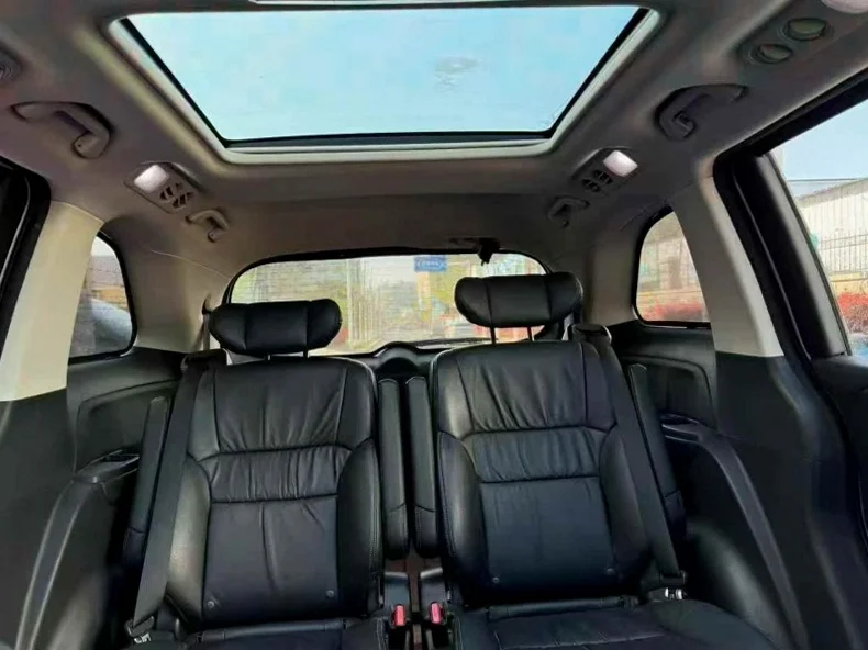 本田奥德赛 后面外观三