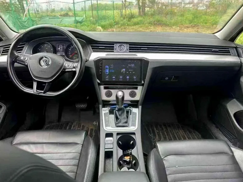 大众迈腾 后面外观二