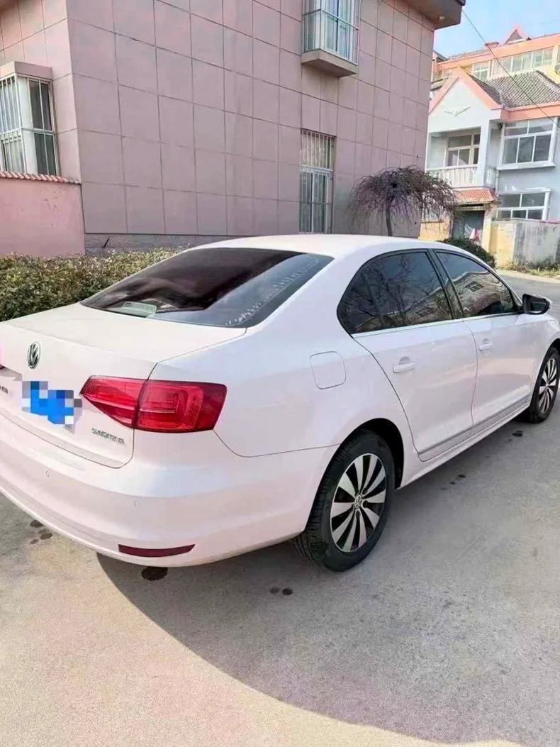 大众速腾 内饰前排