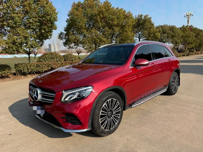 奔驰GLC 正面外观二