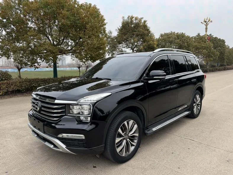 传祺GS8 正面外观二