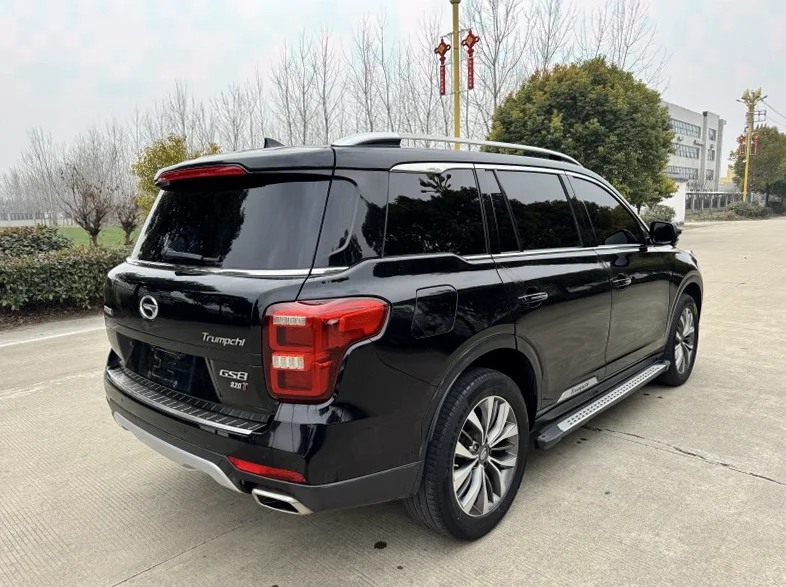 传祺GS8 后面外观一