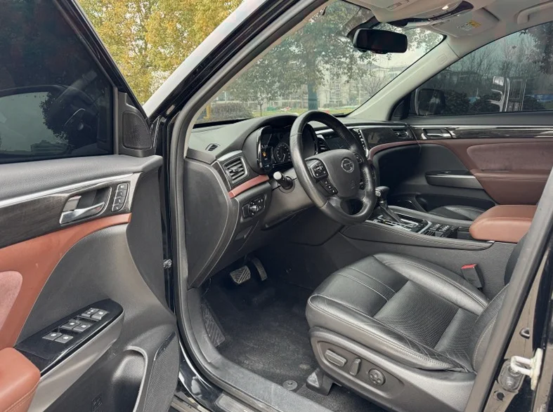 传祺GS8 后面外观三