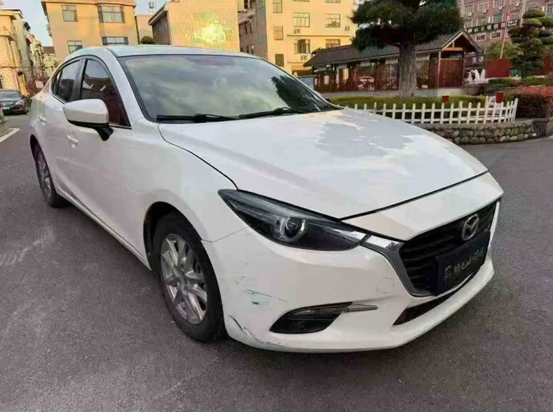 马自达昂克赛拉 正面外观三