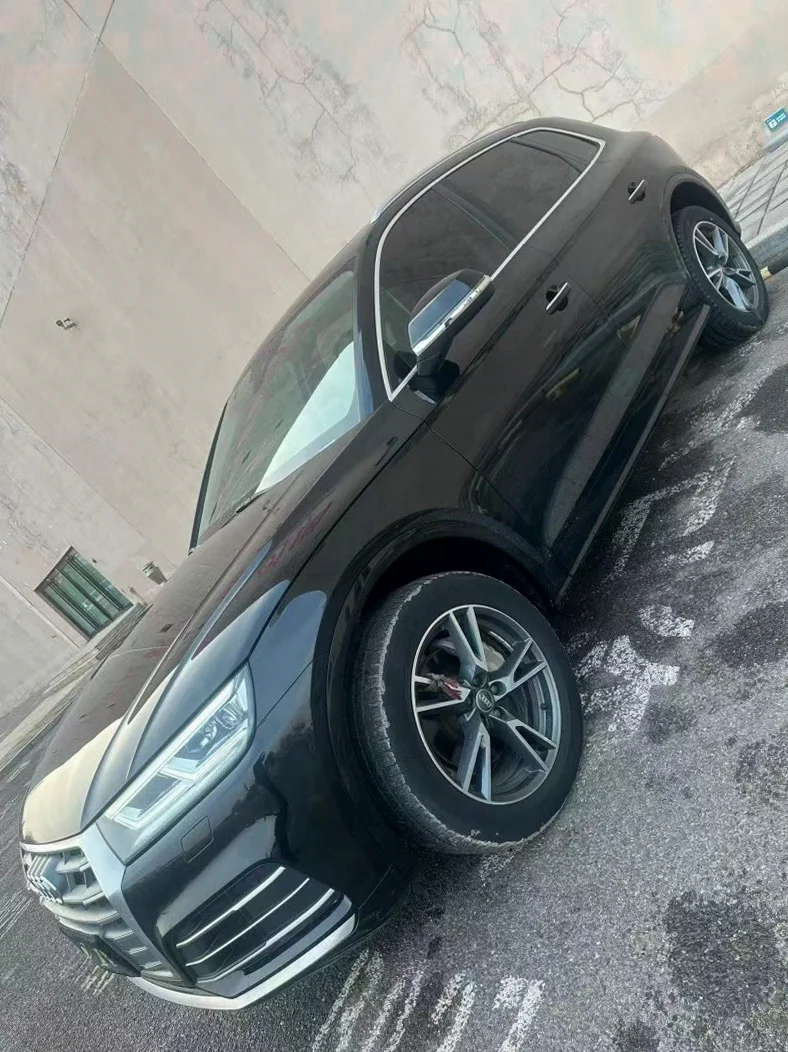 奥迪Q5 后面外观二