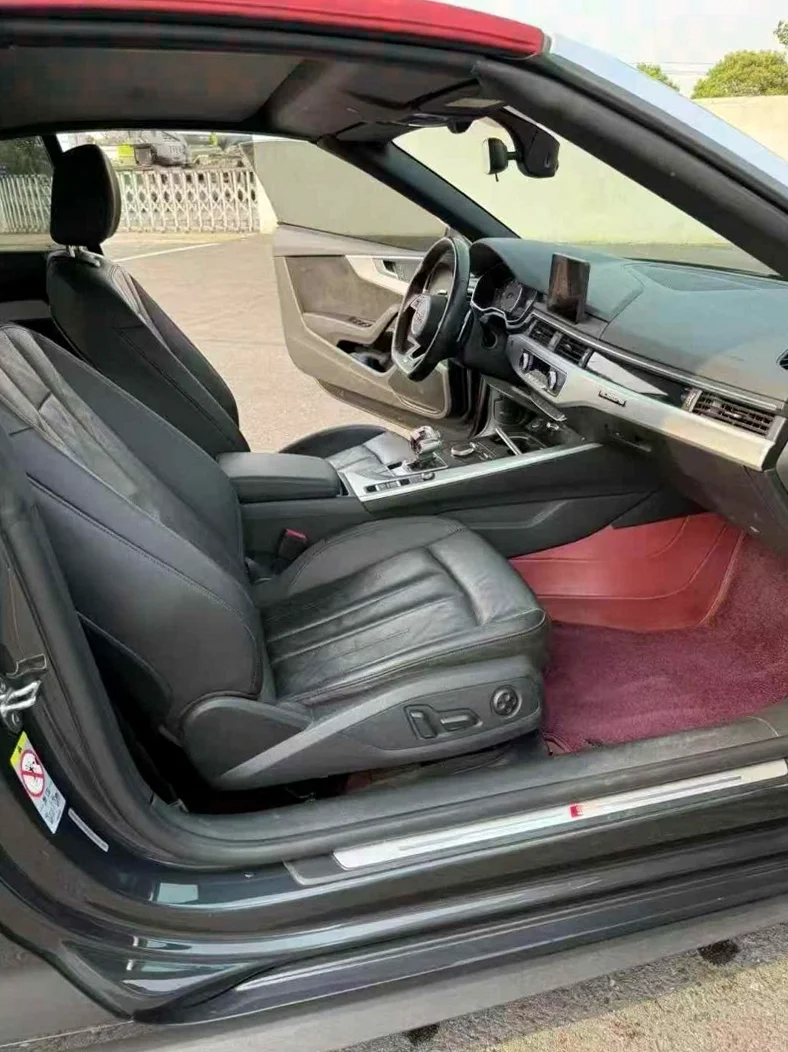 奥迪A5 后面外观二