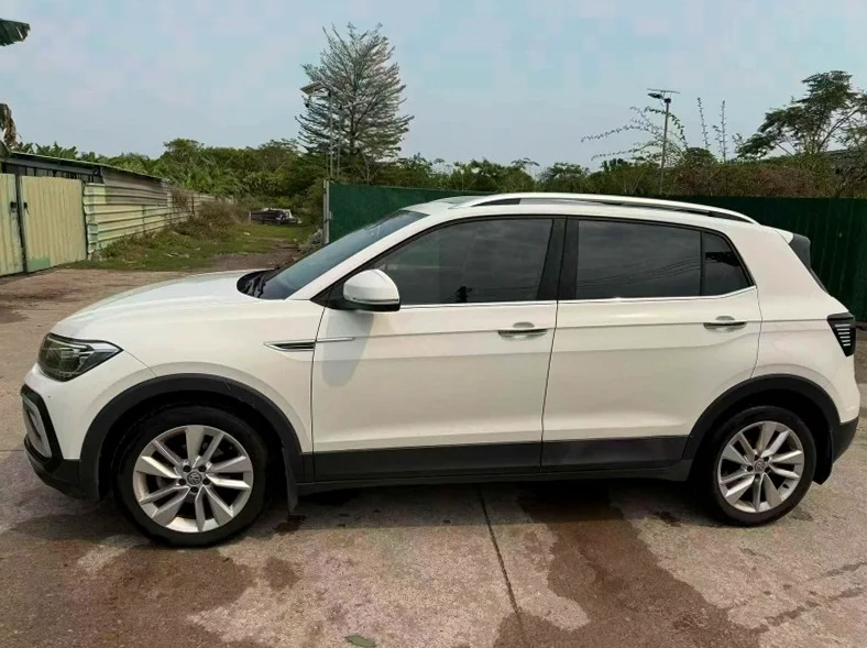 大众途铠 内饰后排