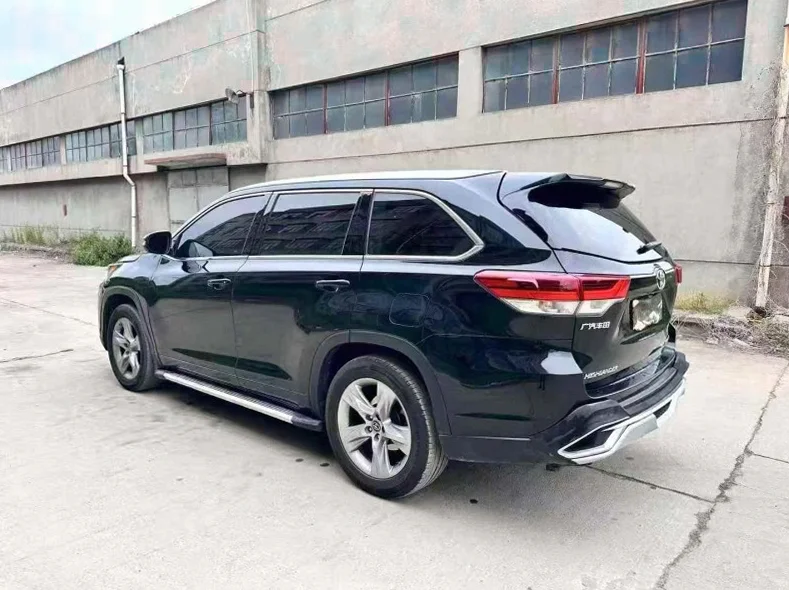 丰田汉兰达 驾驶室