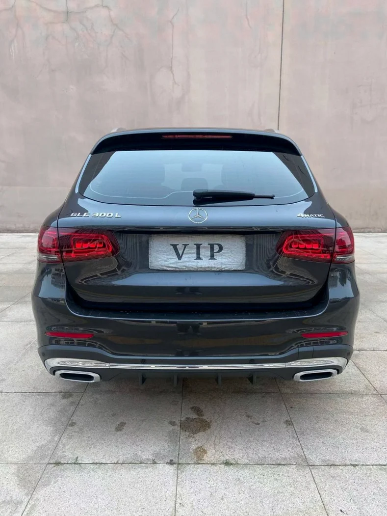奔驰GLC 后面外观一