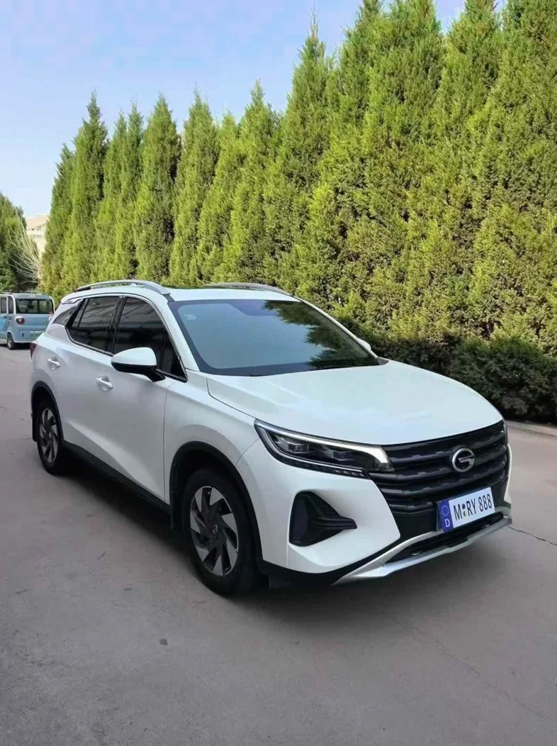 传祺GS4 正面外观二