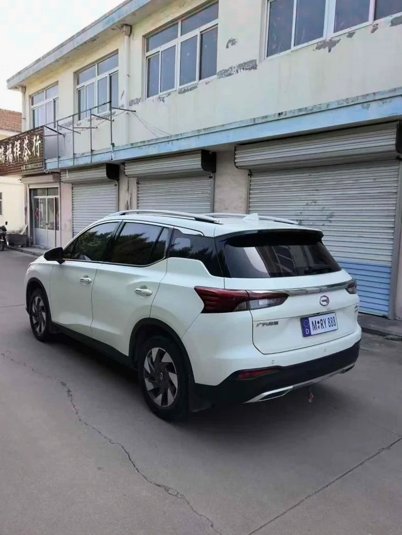 传祺GS4 内饰后排